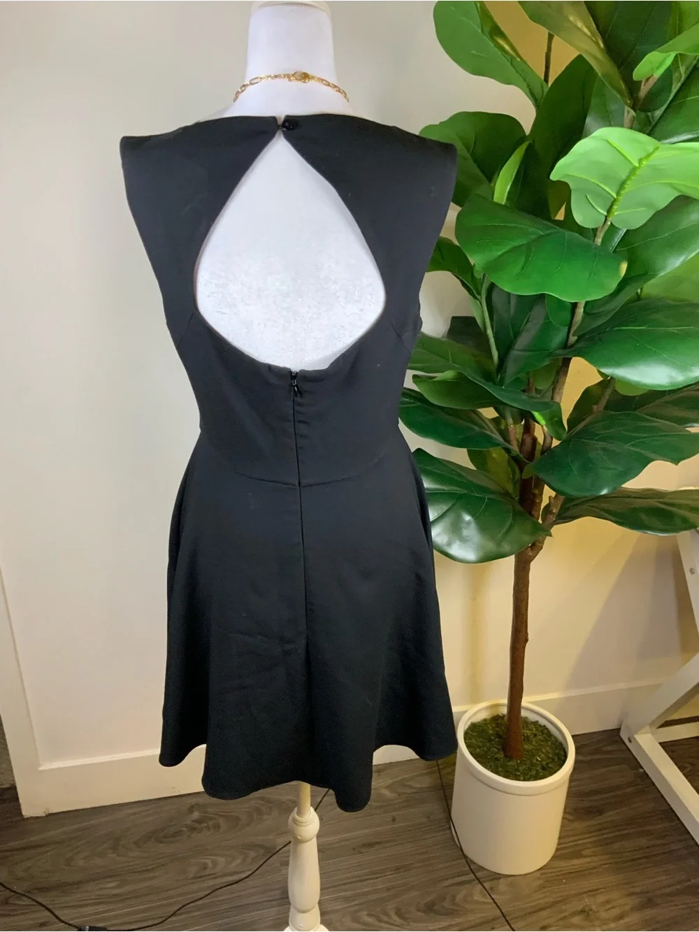 French Connection Black Sleeveless Fit-and-Flare Dress